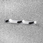 Appenditutto triplo in ottone collezione Time di Colombo Design