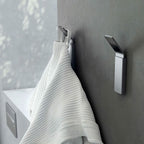 Appendino a muro in acciaio cromato della collezione 'Line' by Cosmic