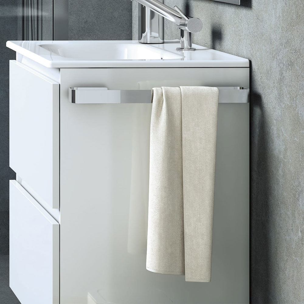 Porta asciugamano a muro in acciaio cromato della collezione 'Line' by Cosmic - cm 40x6