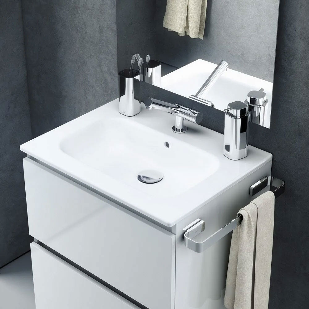 Dispenser sapone da appoggio in acciaio cromato della collezione 'Line' by Cosmic - cm 6