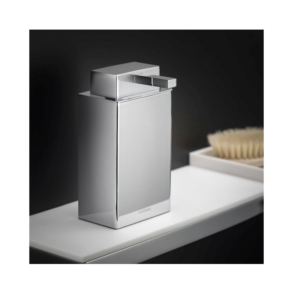 Dispenser sapone da appoggio in ottone cromato della collezione 'Bath Life' by Cosmic