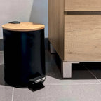 Pattumiera a pedale modello Adonis 5Lt. colore nero