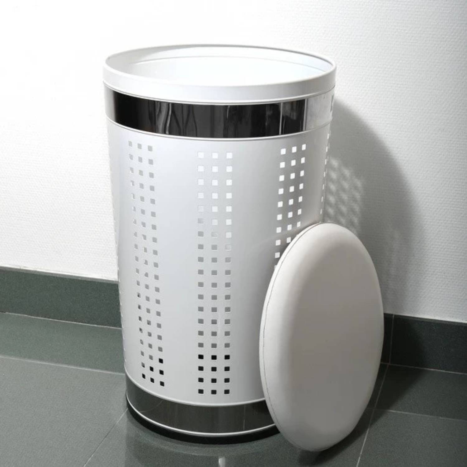 Cesto portabiancheria da 46 litri in acciaio inox colore bianco