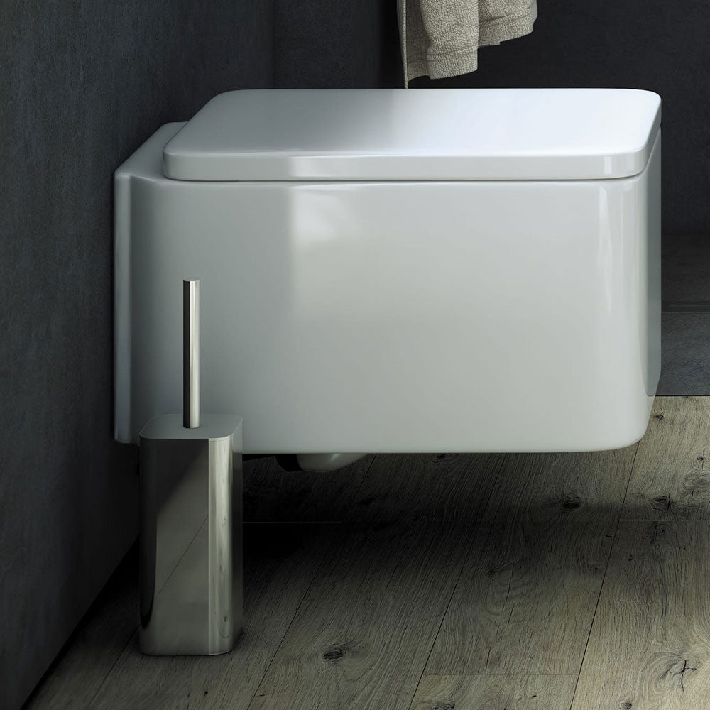 Porta scopino a terra in acciaio cromato della collezione 'Line' by Cosmic - cm 9