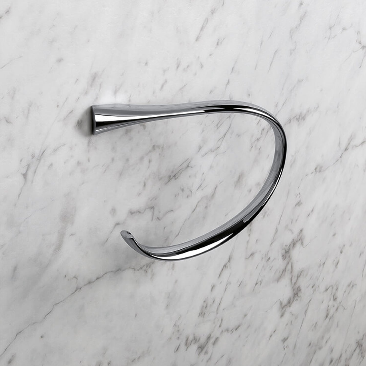 Porta salvietta ad anello in ottone collezione Land di Colombo Design