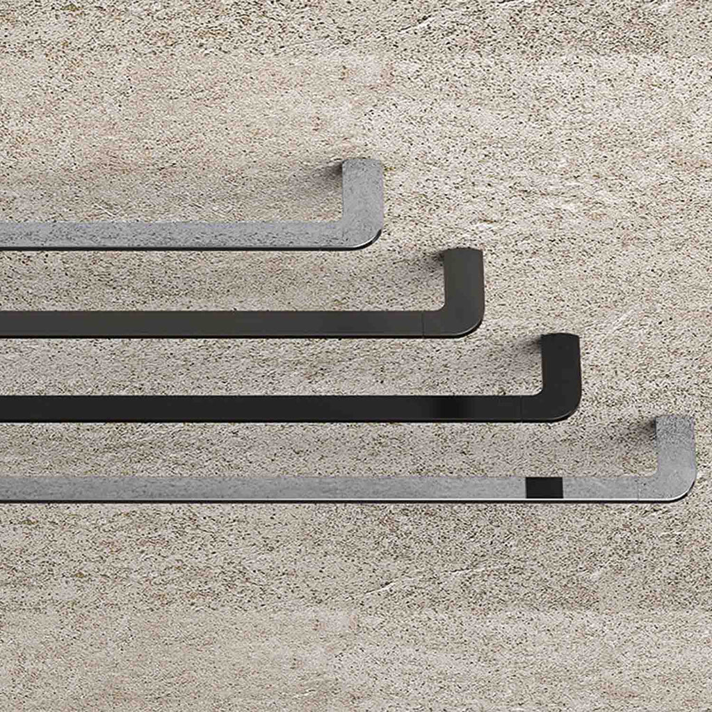 Porta salvietta 49.6cm in ottone nero collezione Trenta di Colombo Design