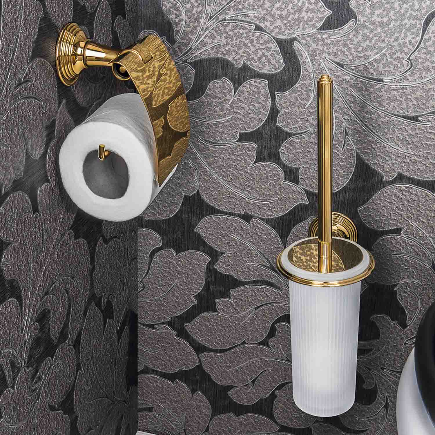 Porta scopino in ottone cromato e vetro collezione Hermitage di Colombo Design