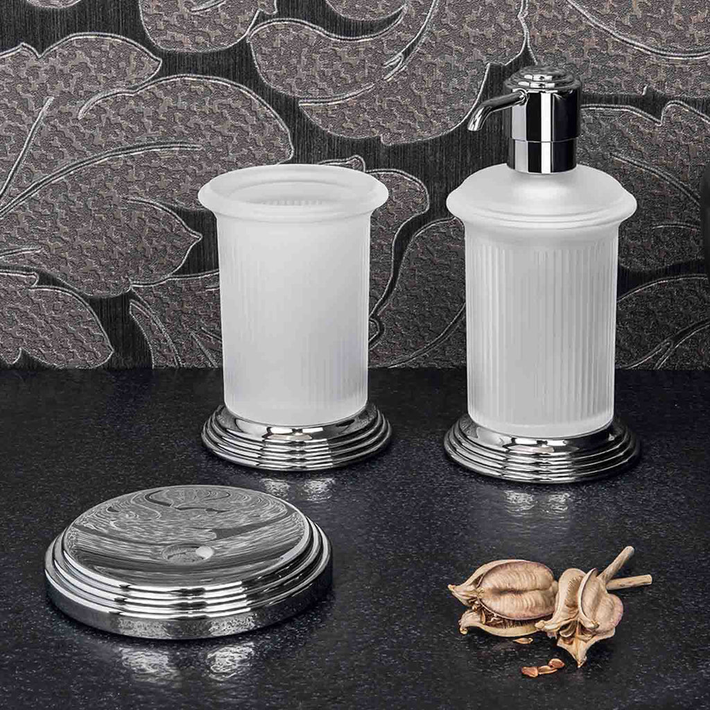 Spandisapone d'appoggio in ottone cromato e vetro Hermitage di Colombo Design