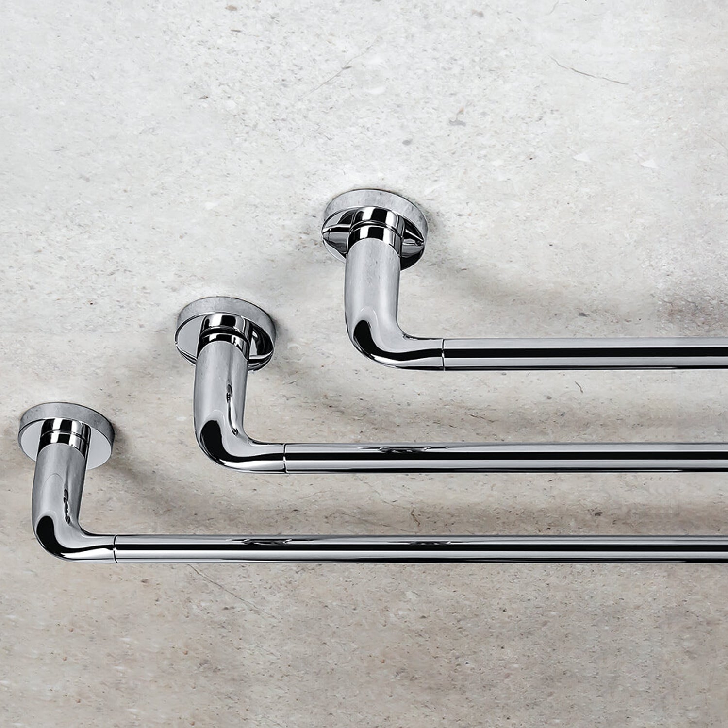 Porta salviette cm 46 in ottone cromato Colombo Design collezione Basic Con fissaggio a tassello e ad incollo con kit opzionale