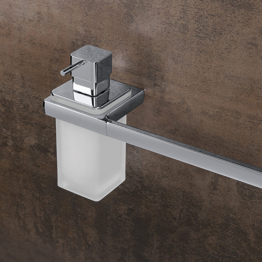 Spandisapone con porta salvietta per bidet in ottone LulÃ¹ di Colombo Design