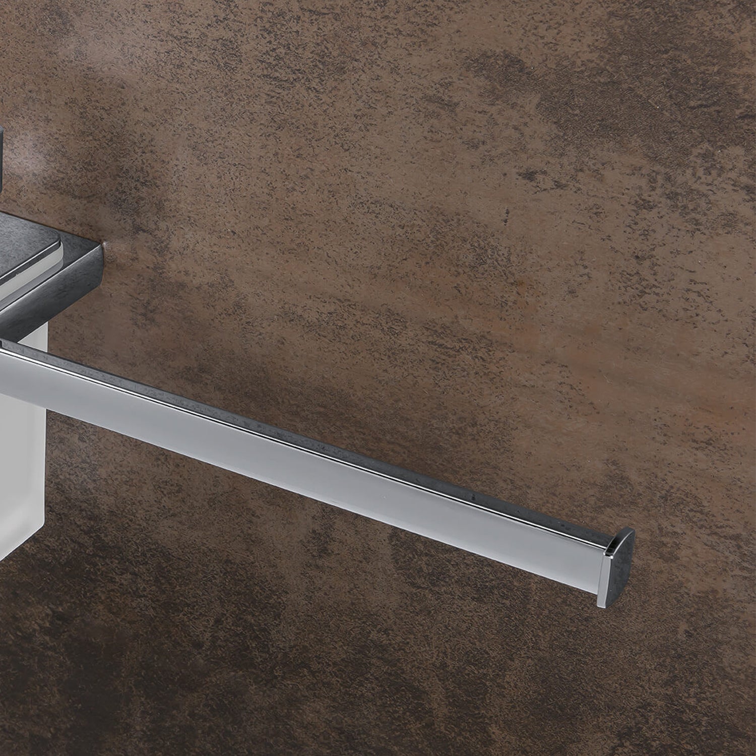 Spandisapone con porta salvietta per bidet in ottone LulÃ¹ di Colombo Design