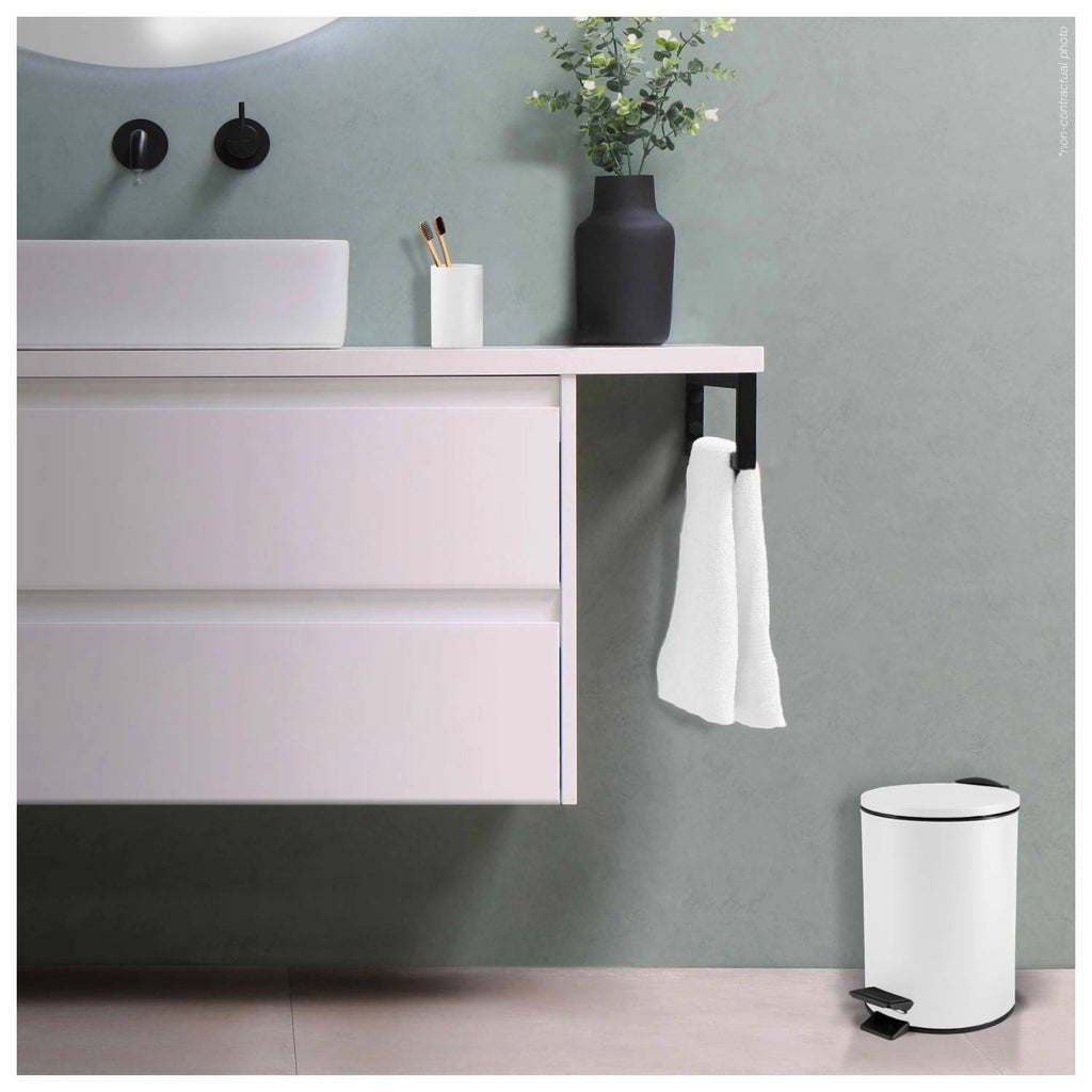 Pattumiera a pedale modello Adelar in acciaio capienza 5litri colore bianco opaco