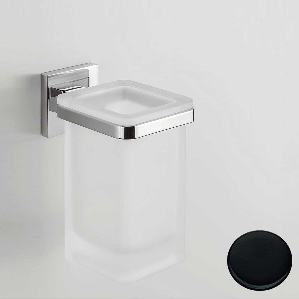 Porta Spazzolini di forma squadrata Nero Opaco con Bicchiere in vetro satinato Colombo Design collezione BasicQ Con fissaggio a tassello