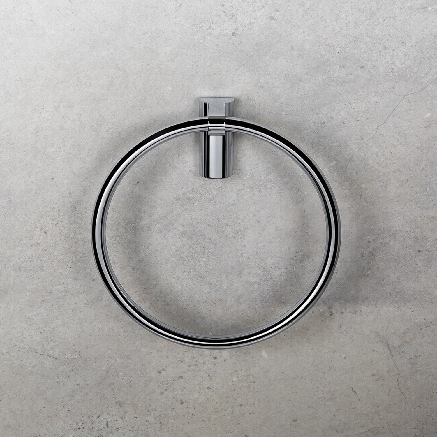 Porta salvietta ad anello in ottone collezione Luna di Colombo Design