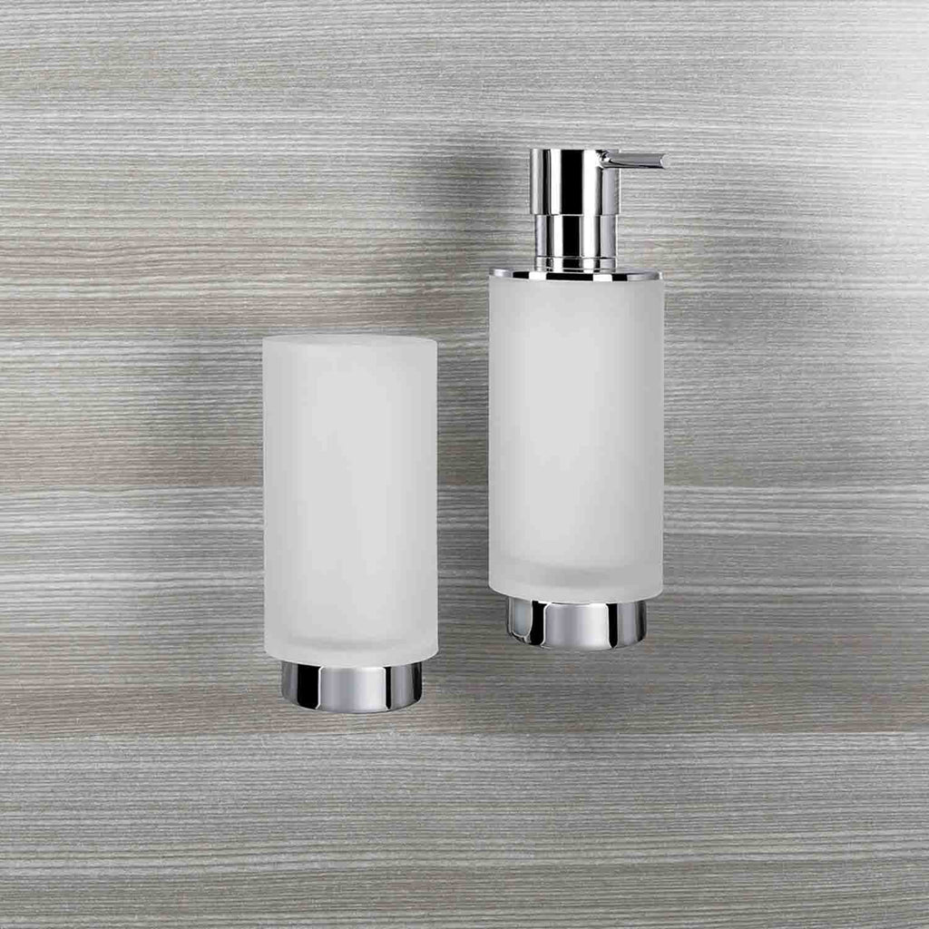 Porta bicchiere in ottone collezione Nordic di Colombo Design