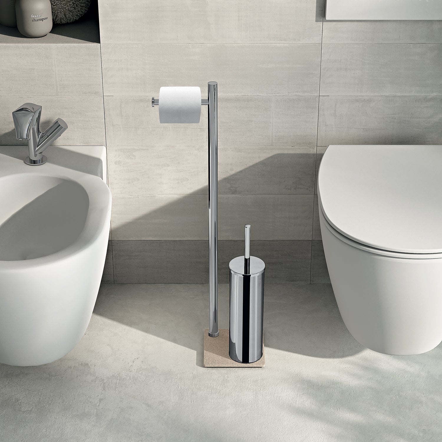 Piantana in Acciaio Inox con portarotolo e scopino Gedy serie Trilly - Beige