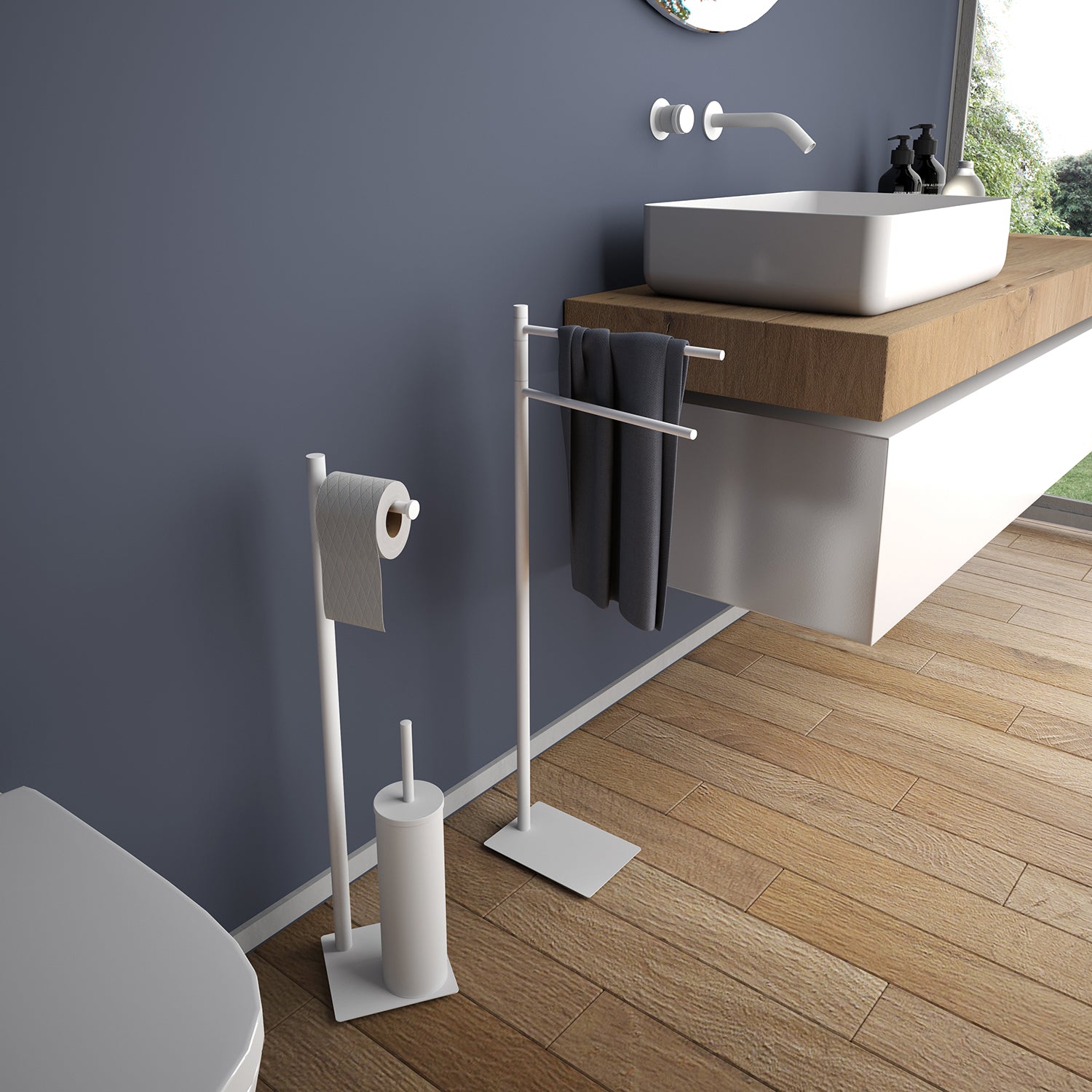 Piantana in Acciaio Inox con portarotolo e scopino Gedy serie Trilly - Bianco