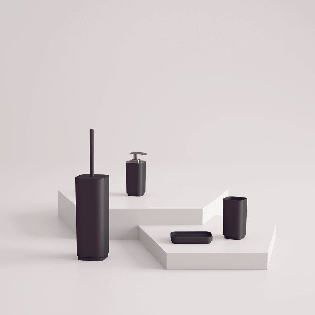 Dosasapone in materiale plastico riciclato Gedy serie Seventy EkoplÃ  - Nero Matt